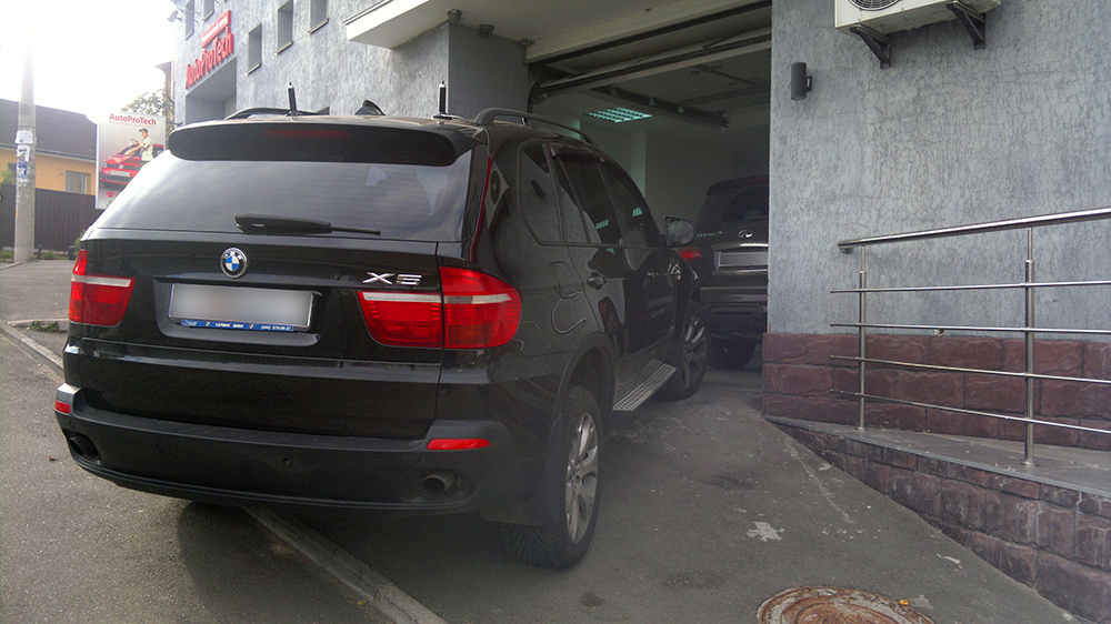 X5 E70